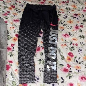 GIRLS Nike leggings